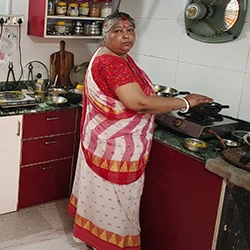 Food Home Delivery Chitralekha Mukherjee in Sibpur 1